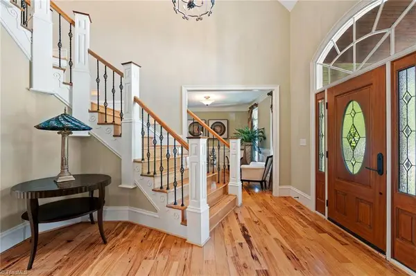 7601 Crossing Ridge DR, Belews Creek, NC 27009