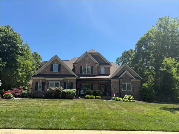7336 Henson Forest DR, Summerfield, NC 27358