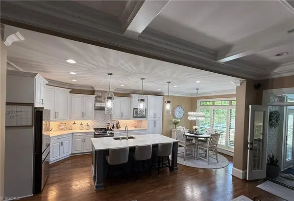 7336 Henson Forest DR, Summerfield, NC 27358