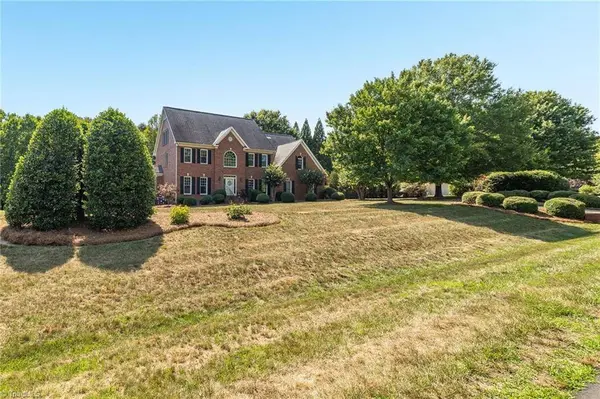 6177 Barmot DR, Greensboro, NC 27455