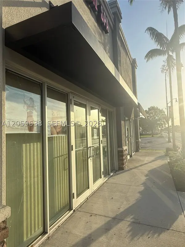 Hallandale Beach, FL 33009