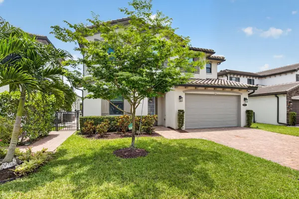 8787 Grand Prix LN, Boynton Beach, FL 33472