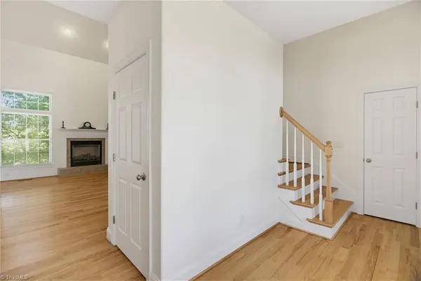 203 Southern Woods DR, Winston-salem, NC 27107