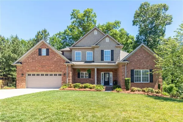 203 Southern Woods DR, Winston-salem, NC 27107
