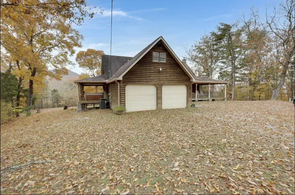 304 Sweatt Rd, Dunlap, TN 37327-8861