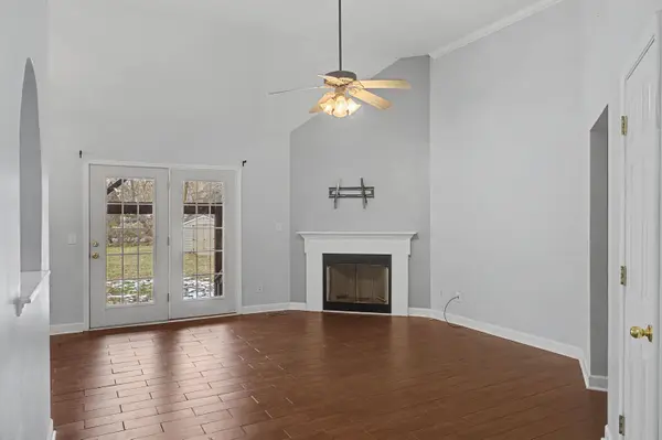 1909 Amacher DR, Spring Hill, TN 37174