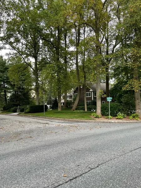 Dix Hills