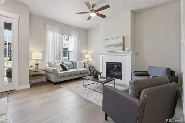 176 High Point DR, Longmont, CO 80504