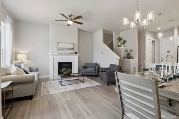 176 High Point DR, Longmont, CO 80504