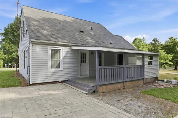 2816 Old Liberty RD, Randleman, NC 27317