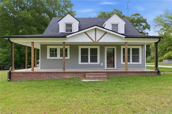 2816 Old Liberty RD, Randleman, NC 27317