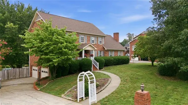250 Hedrick DR, Kernersville, NC 27284