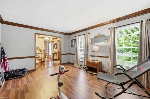 250 Hedrick DR, Kernersville, NC 27284
