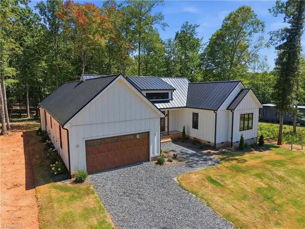 6407 Vedic DR, Whitsett, NC 27377