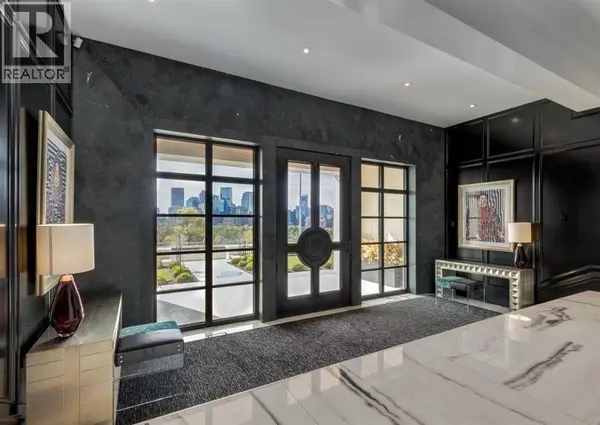 732 Crescent Road NW, Calgary, AB T2M4A6