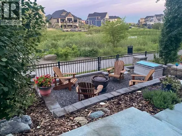 1117 Coopers Drive SW, Airdrie, AB T4B0Z8