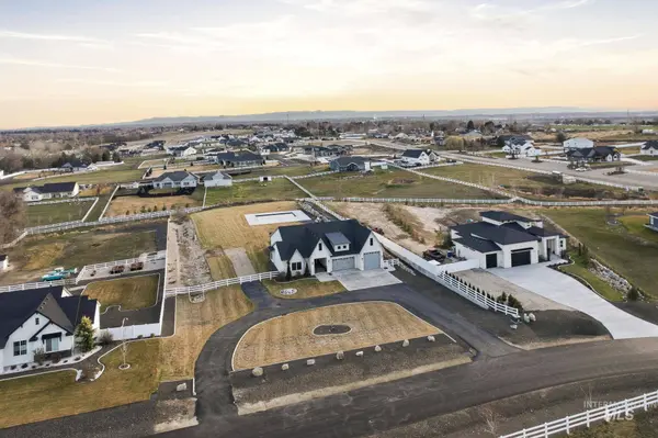 14947 Red Barn Ct, Caldwell, ID 83607