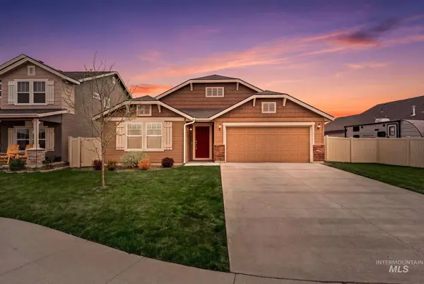 2822 N Rapid Creek Way, Kuna, ID 83634