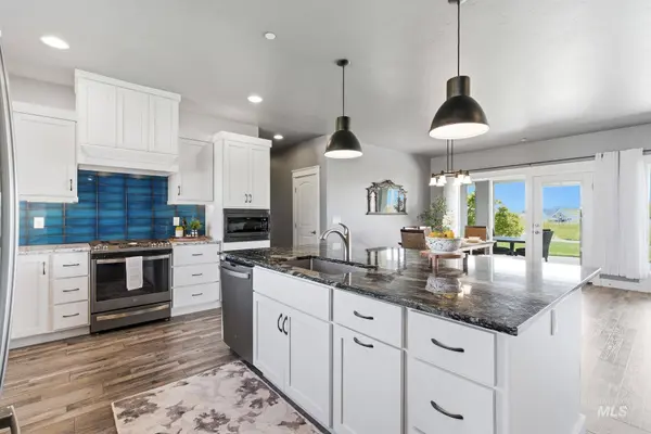 14959 Red Barn Ct, Caldwell, ID 83607