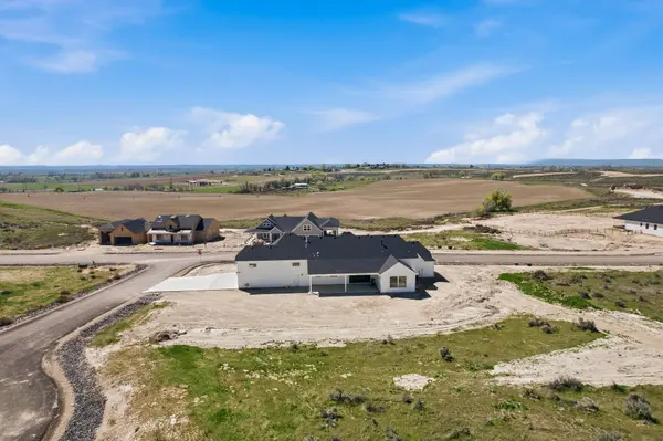 17244 Triple Crown Caldwell Idaho,