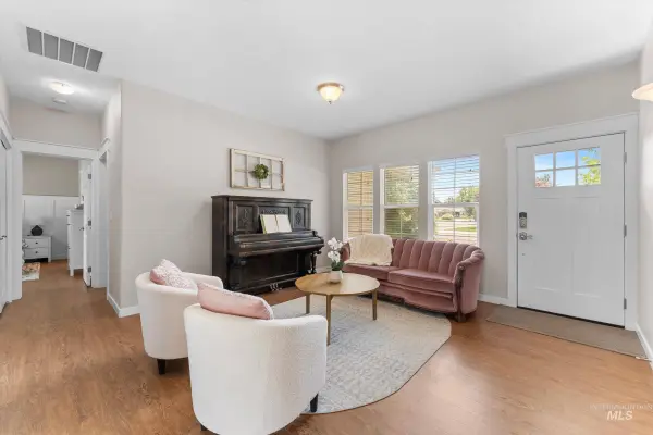 2790 W Forecast St, Meridian, ID 83642