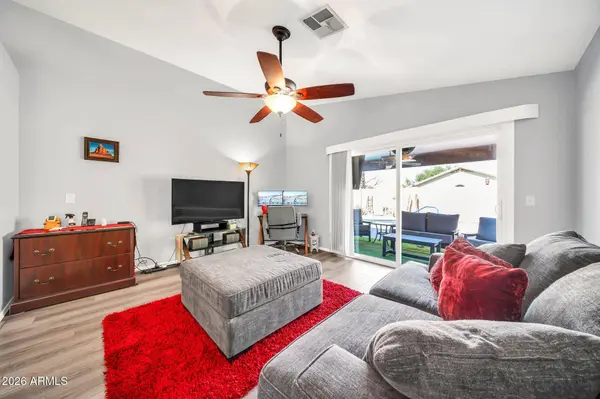 17424 N 1ST Avenue, Phoenix, AZ 85023