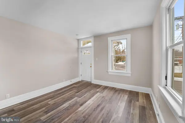 127 SCHOOLEY ST, Moorestown, NJ 08057