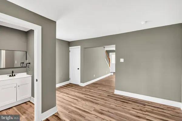 680 MAIN ST, Sewell, NJ 08080
