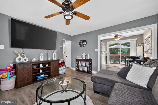 126 E LAFAYETTE AVE, Magnolia, NJ 08049