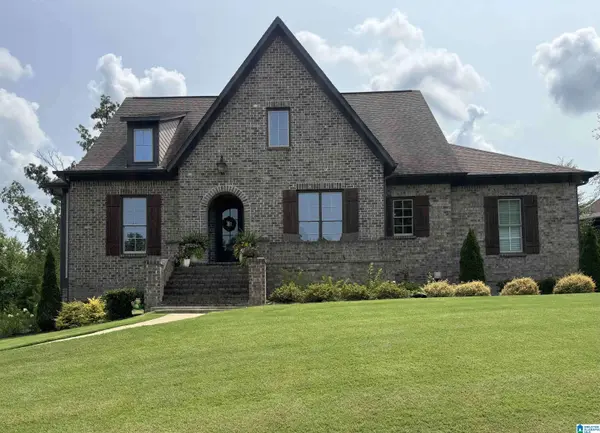 1330 WILLOW OAKS DRIVE, Chelsea, AL 35043