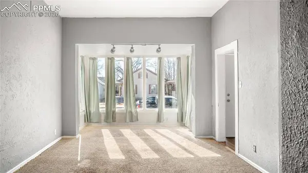 611 W 11th ST, Pueblo, CO 81003