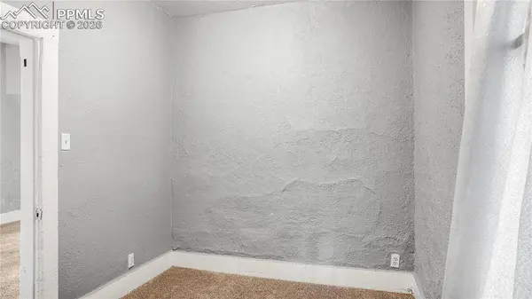 611 W 11th ST, Pueblo, CO 81003