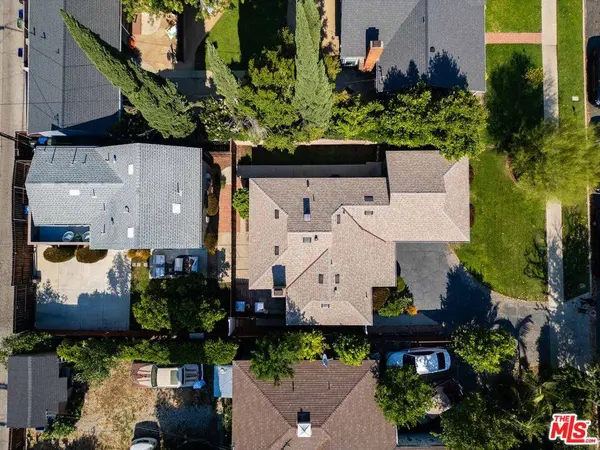 15031 Hartland St, Van Nuys, CA 91405