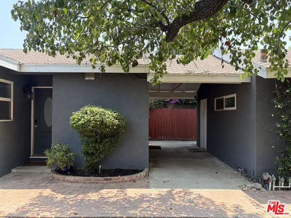 22115 Hart St, Canoga Park, CA 91303
