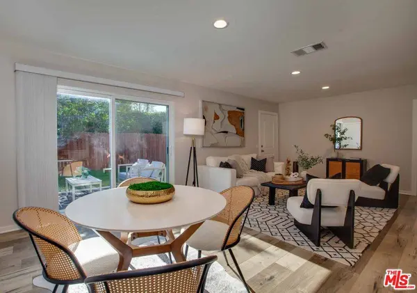 15031 Hartland St, Van Nuys, CA 91405
