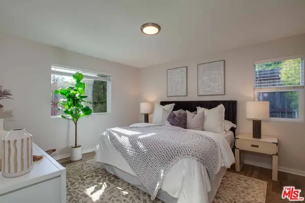 15031 Hartland St, Van Nuys, CA 91405