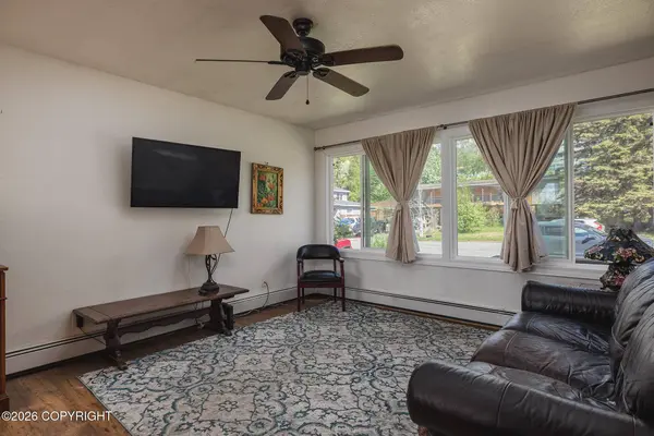 3228 Hiland Drive DR, Anchorage, AK 99504