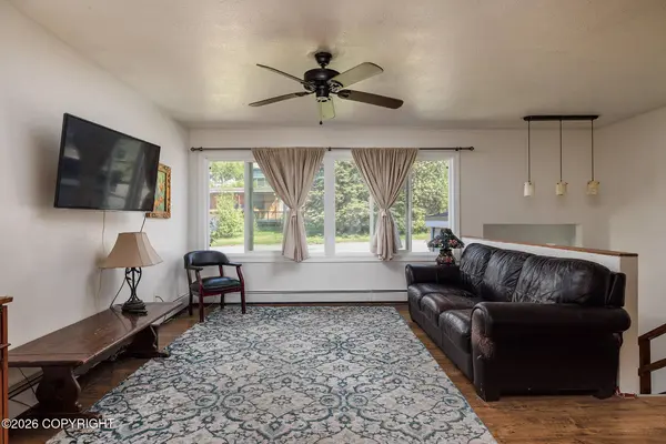 3228 Hiland Drive DR, Anchorage, AK 99504