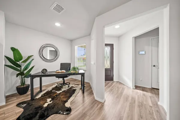 1269 Revolution DR, Little Elm, TX 76227