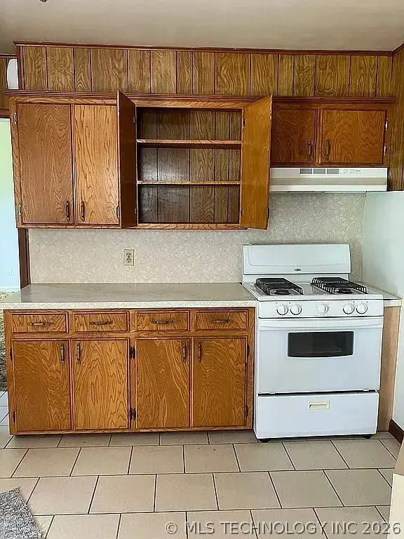 504 S Seminole, Weleetka, OK 74880