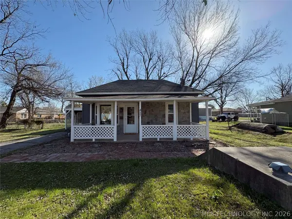 417 S 4th ST, Morris, OK 74445