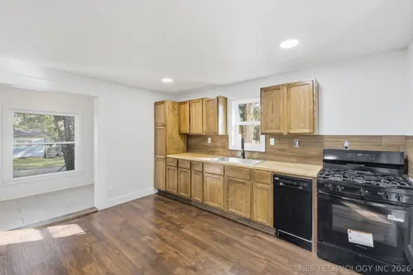 611 N Division ST, Cleveland, OK 74020