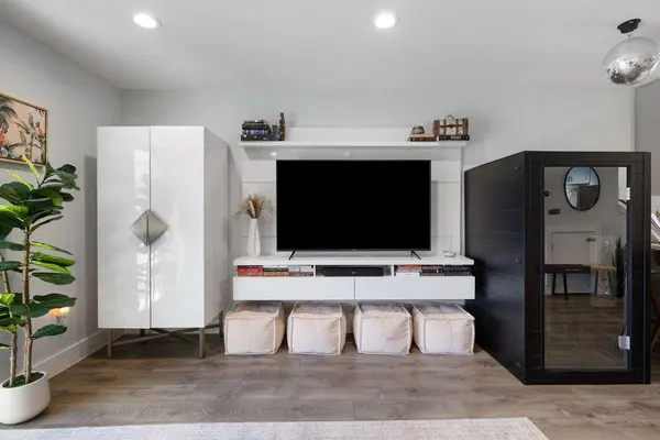3812 Southway DR #103, Austin, TX 78704