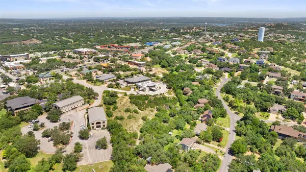 8 Lakeway Centre CT, Lakeway, TX 78734