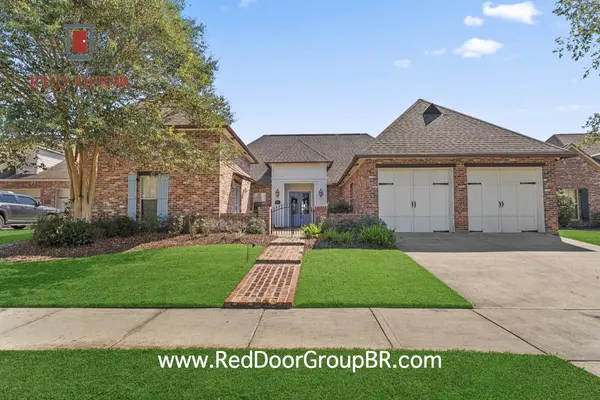 feature image of Backyard Paradise in Copper Mill