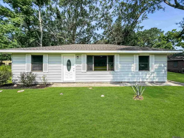 1477 Nichols St, Baker, LA 70714