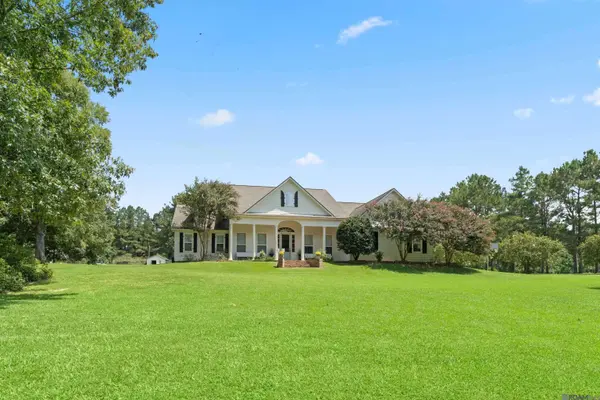 7953 Pipes Ln, Ethel, LA 70730