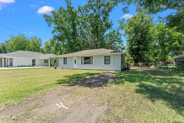1477 Nichols St, Baker, LA 70714