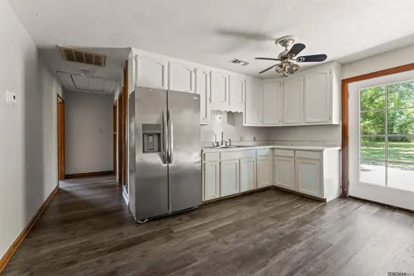 1477 Nichols St, Baker, LA 70714