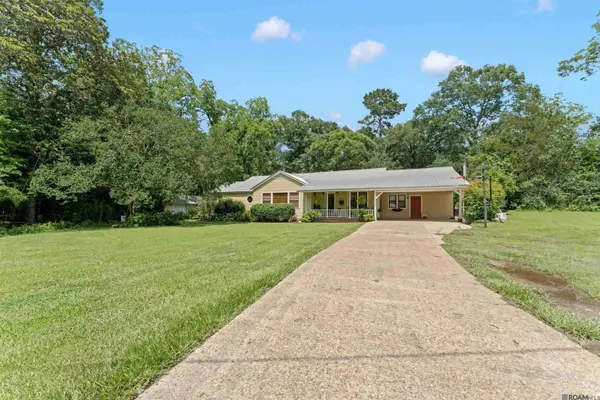 11437 Old South Dr, Clinton, LA 70722